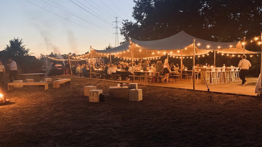 Stretchtent voor een zomerfeest
